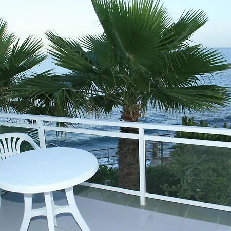 Acapulco Hotel 3*